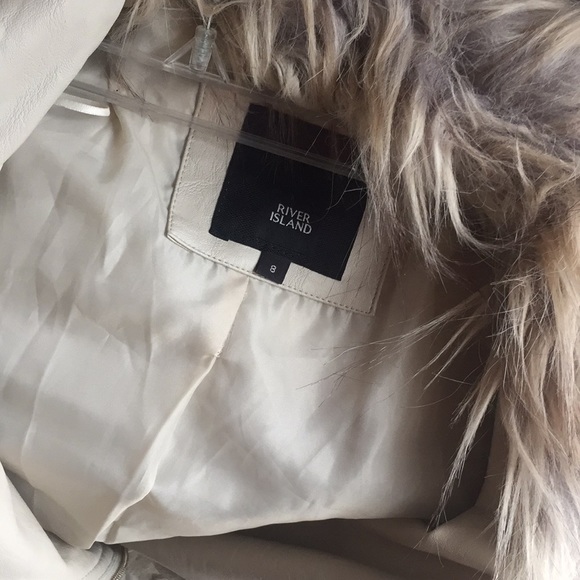 River Island coat - Picture 3 of 5